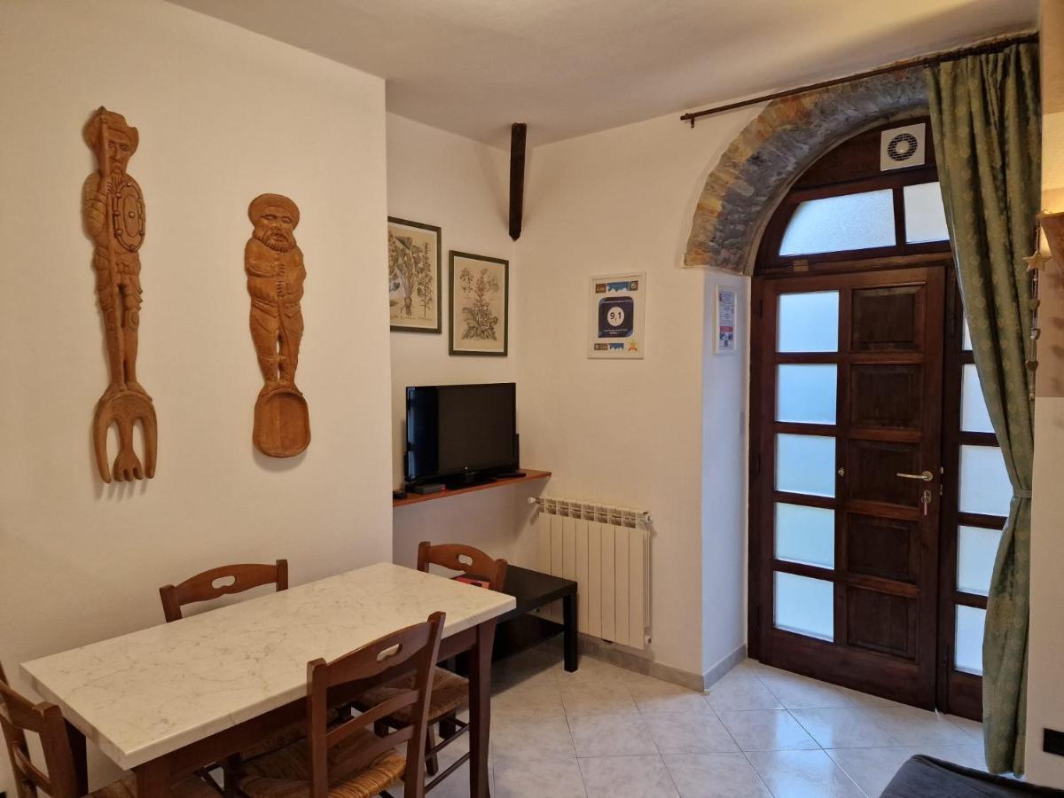 Casa Romantica Tra Liguria E Toscana 오르토노보 외부 사진